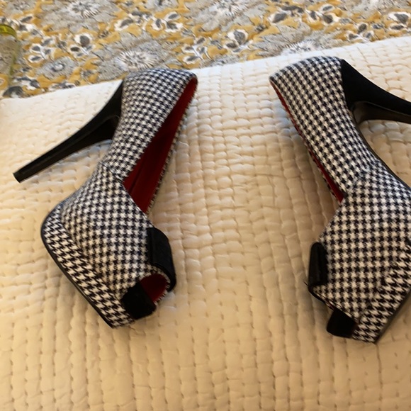 Pin up couture Bella peep toe houndstooth new without box - Picture 7 of 7